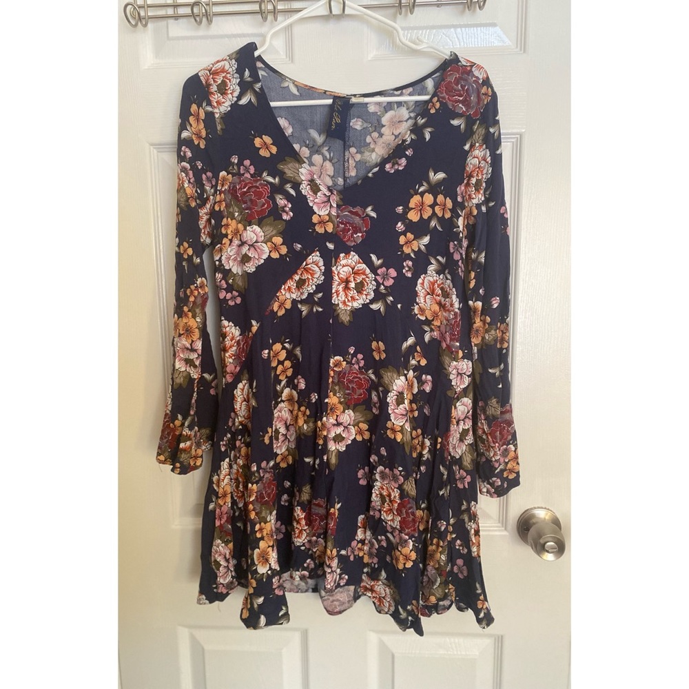 Floral flare mini dress 💐🌺
